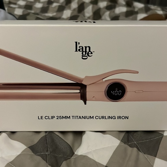l’ange Le Clip
1” (25MM) Titanium Curling Iron - Picture 2 of 7
